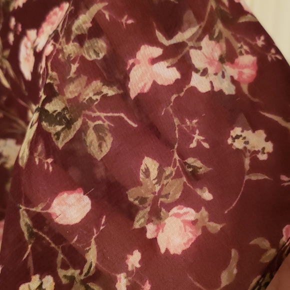 New York and Company bell sleeves blouse - Picture 2 of 3